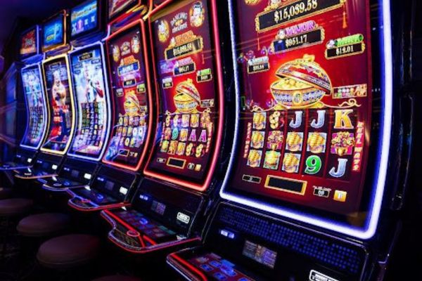 Cómo funcionan las tragamonedas en los carretes de juego
